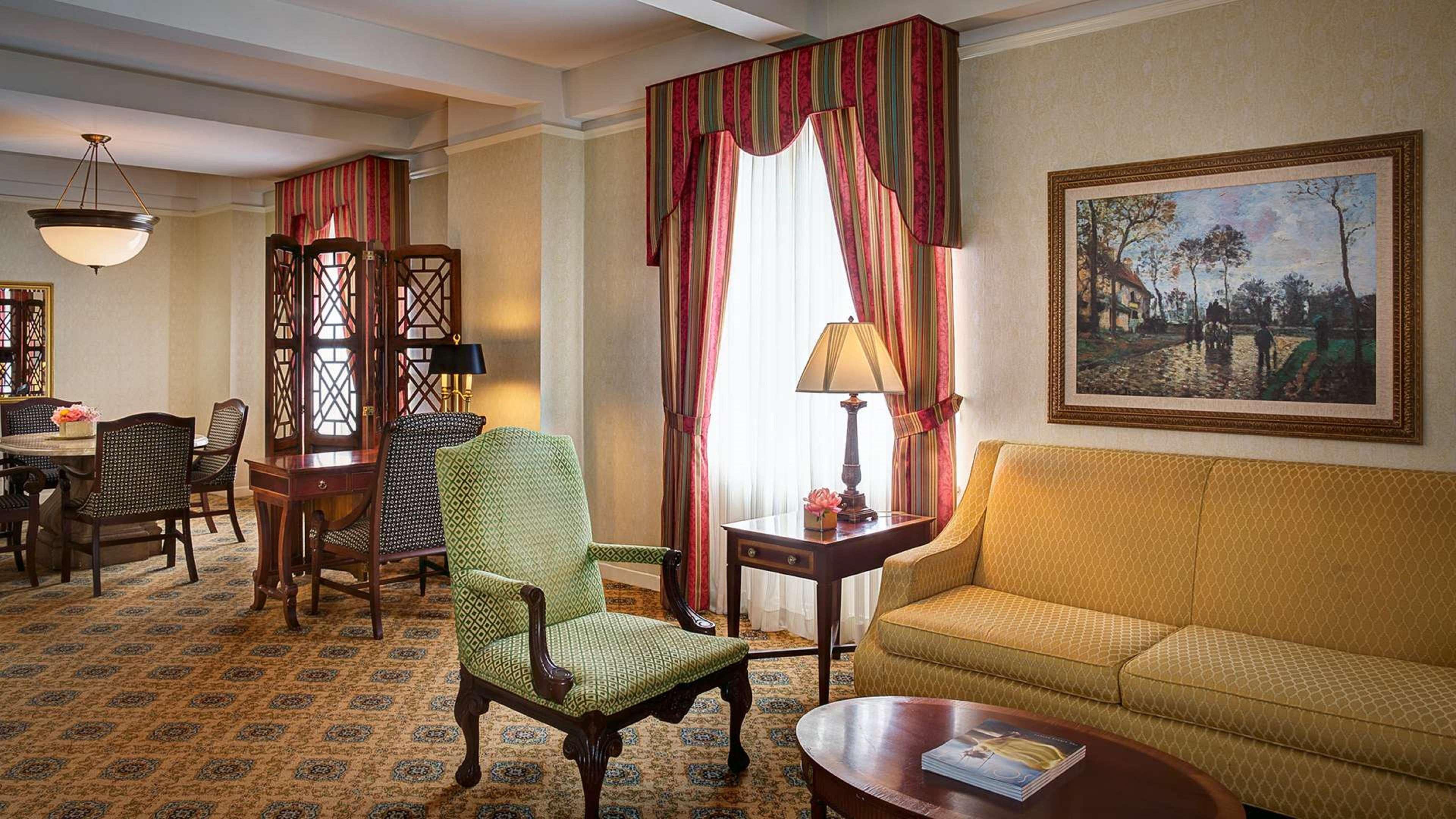 Amway Grand Plaza Hotel, Curio Collection By Hilton Grand Rapids Buitenkant foto