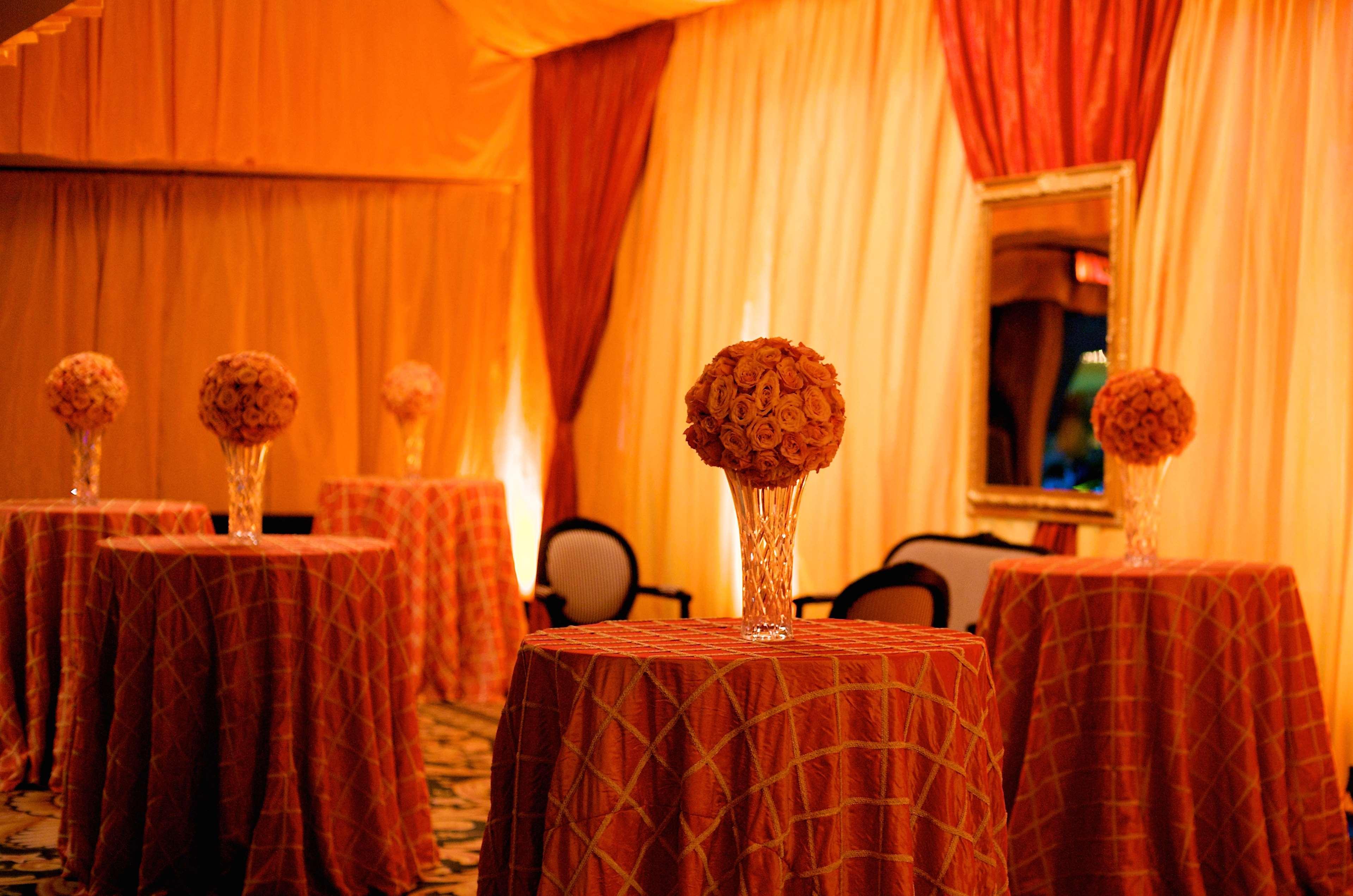 Amway Grand Plaza Hotel, Curio Collection By Hilton Grand Rapids Buitenkant foto