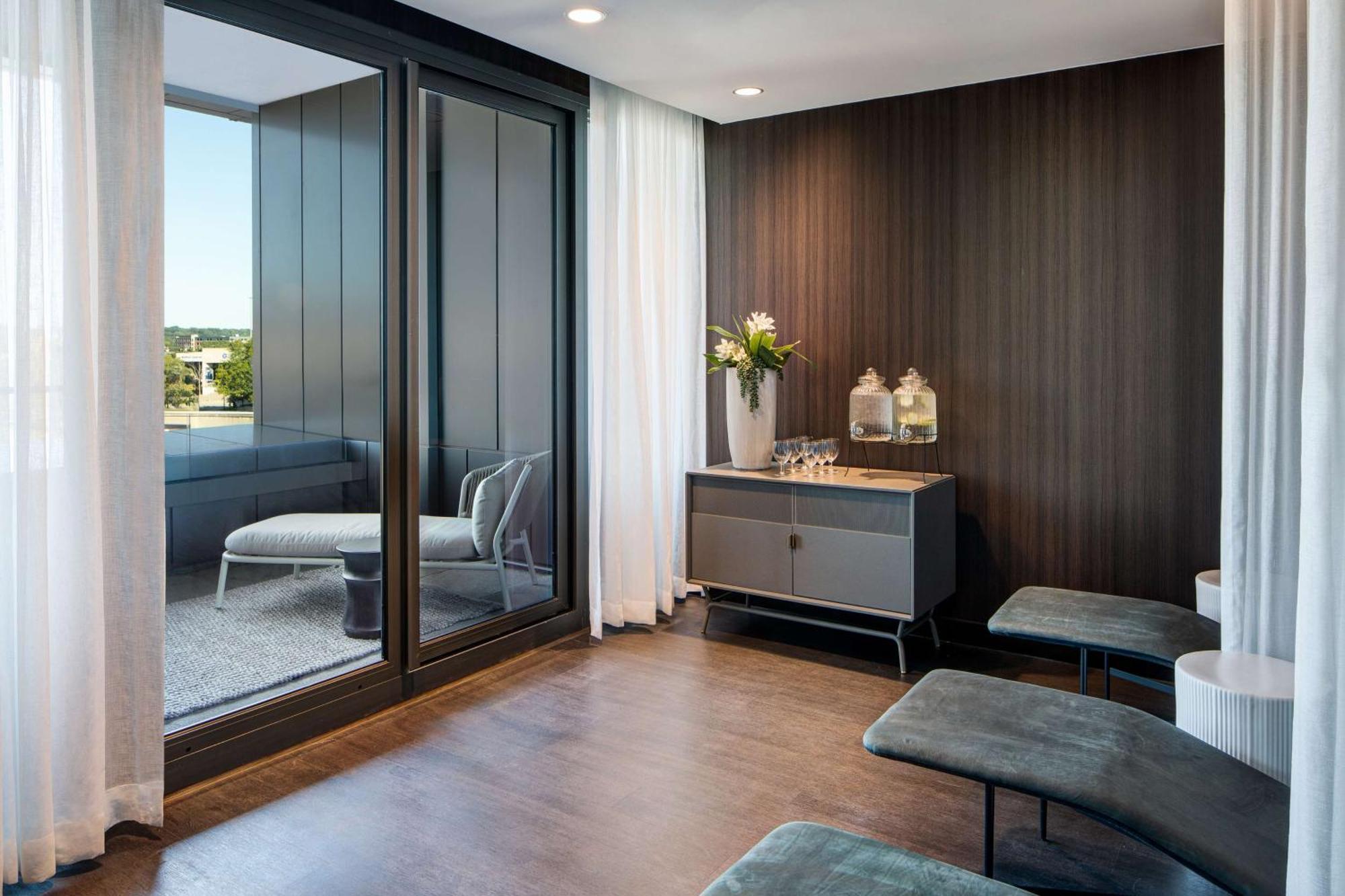 Amway Grand Plaza Hotel, Curio Collection By Hilton Grand Rapids Buitenkant foto